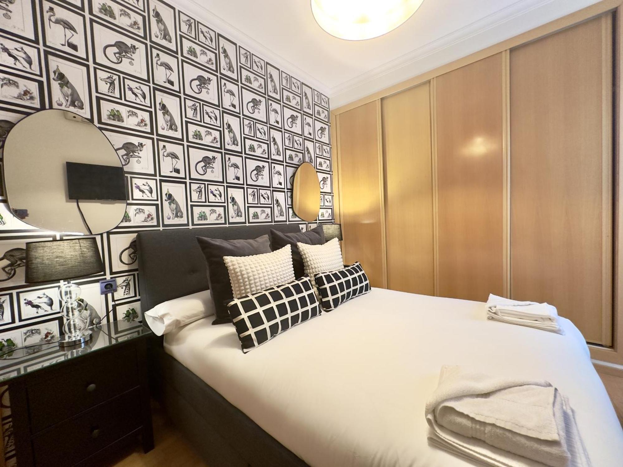 Urbe10 Plaza De Uncibay 3 Bedrooms Apatment Малага Екстер'єр фото